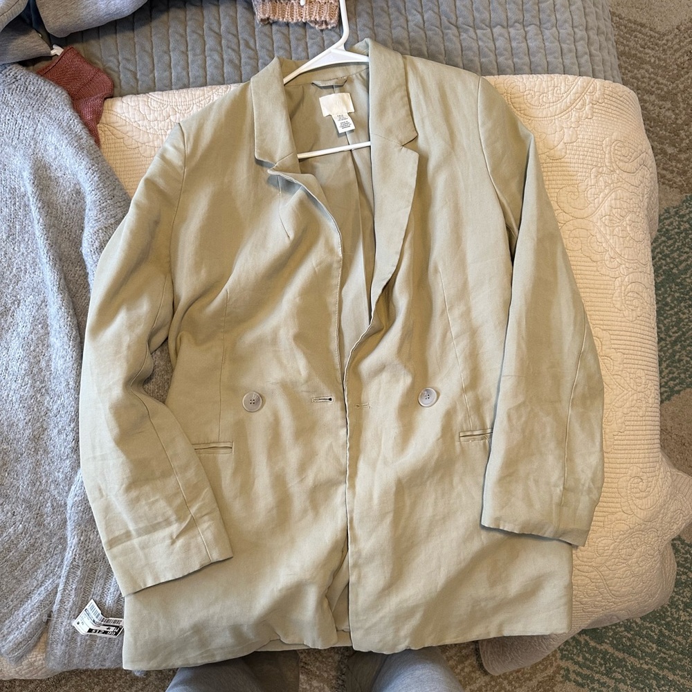 H&M cream blazer